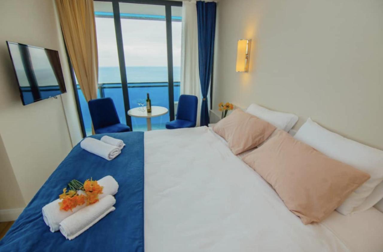 Sea Side Aparthotel In Orbi Complex Batumi Exterior foto